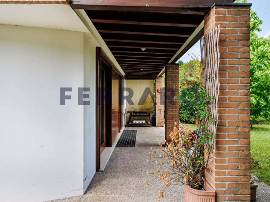 Immagine 5 di Casa indipendente in vendita  in Via Amendola a Paese