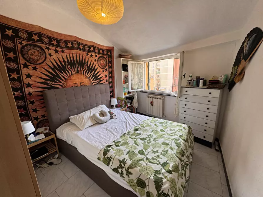 Immagine 1 di Appartamento in vendita  in piazza del Carmine a Genova