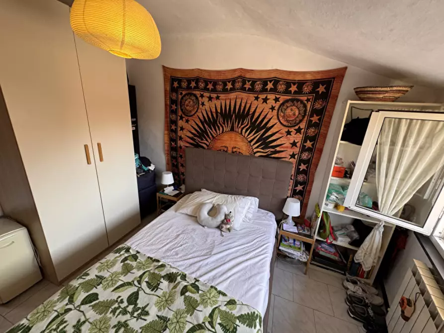 Immagine 2 di Appartamento in vendita  in piazza del Carmine a Genova