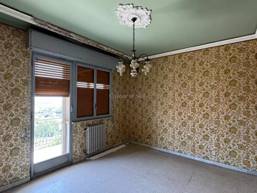 Immagine 9 di Appartamento in vendita  a Ragusa