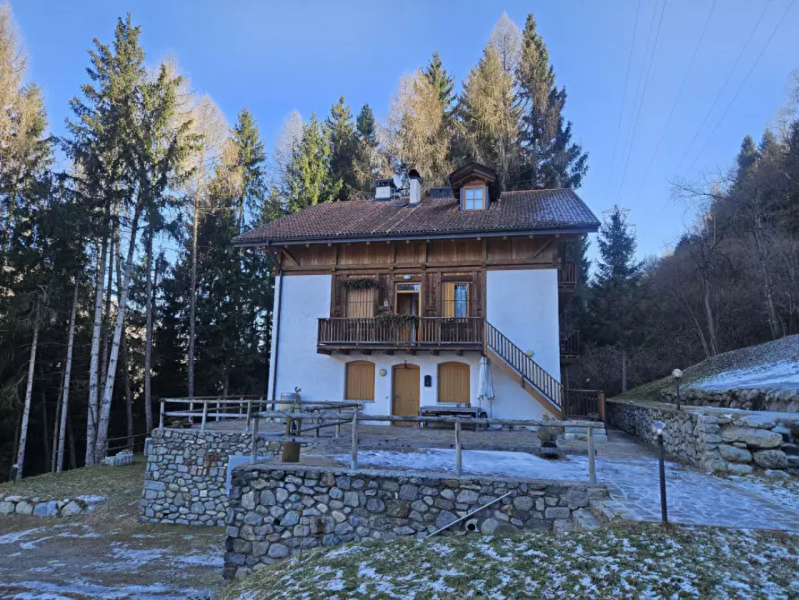 Immagine 1 di Appartamento in vendita  in Strada di Vòlta Bèla a Commezzadura