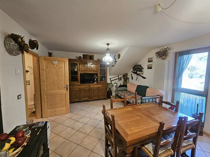 Immagine 6 di Appartamento in vendita  in Strada di Vòlta Bèla a Commezzadura