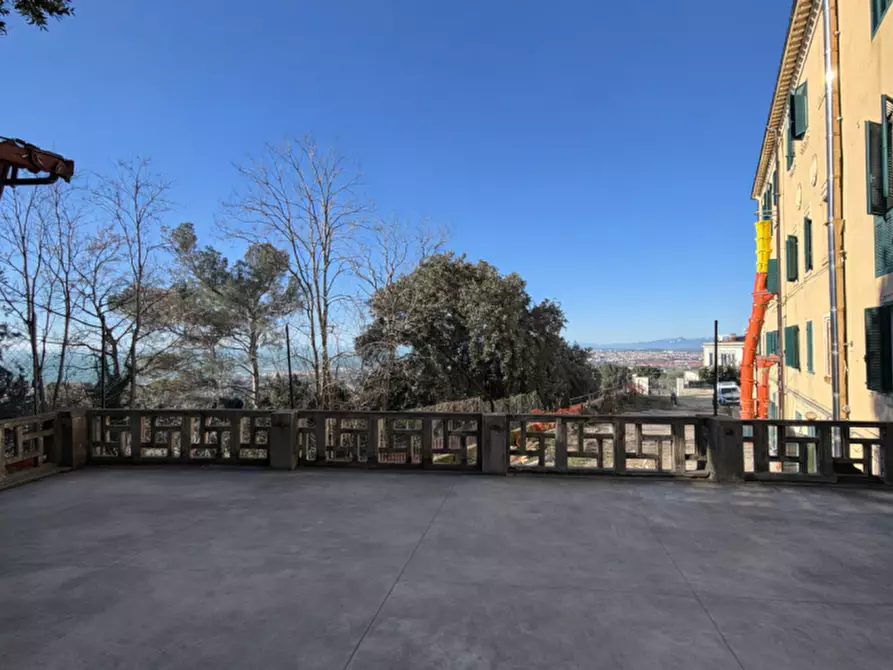 Immagine 4 di Appartamento in vendita  in VIA DI MONTENERO a Livorno