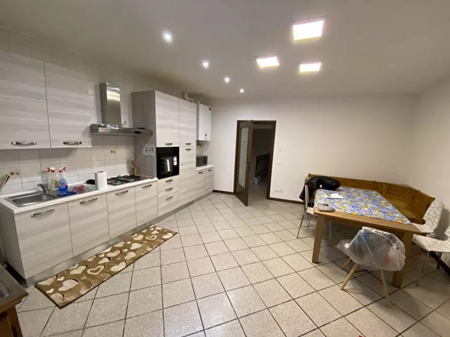 Immagine 11 di Camera in affitto  a Padova