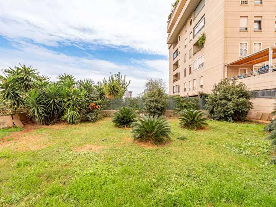 Immagine 1 di Appartamento in vendita  a Roma