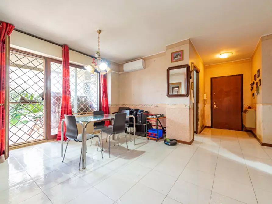 Immagine 2 di Appartamento in vendita  a Roma