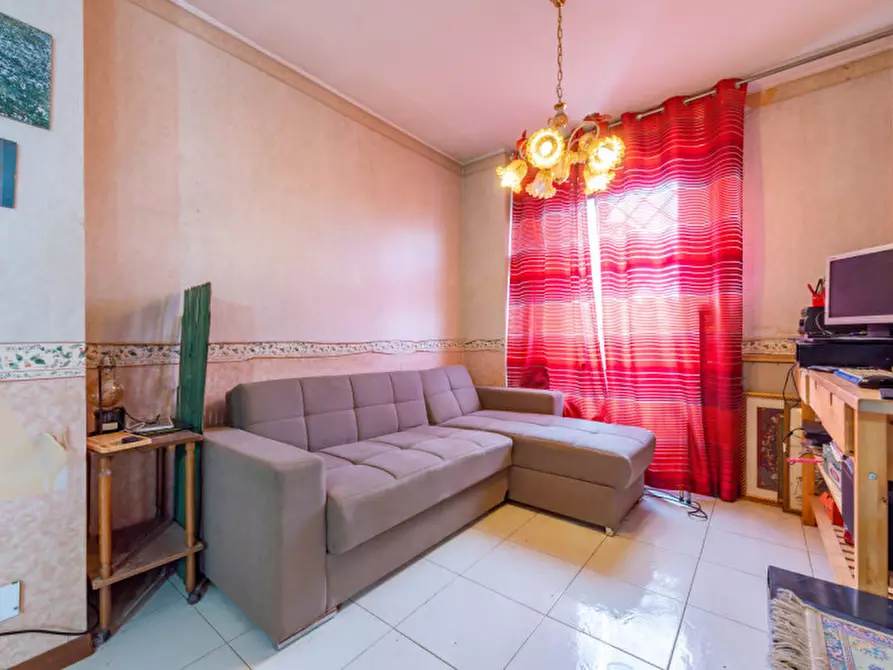 Immagine 5 di Appartamento in vendita  a Roma