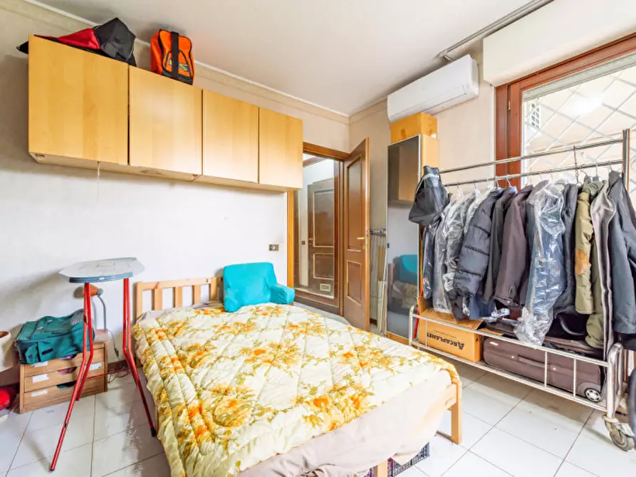 Immagine 8 di Appartamento in vendita  a Roma