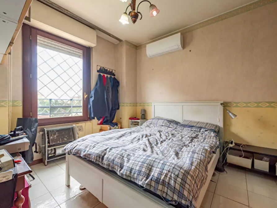 Immagine 13 di Appartamento in vendita  a Roma