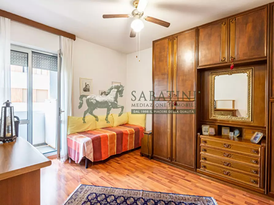 Immagine 9 di Appartamento in vendita  in Via Valtellina 62 a Milano