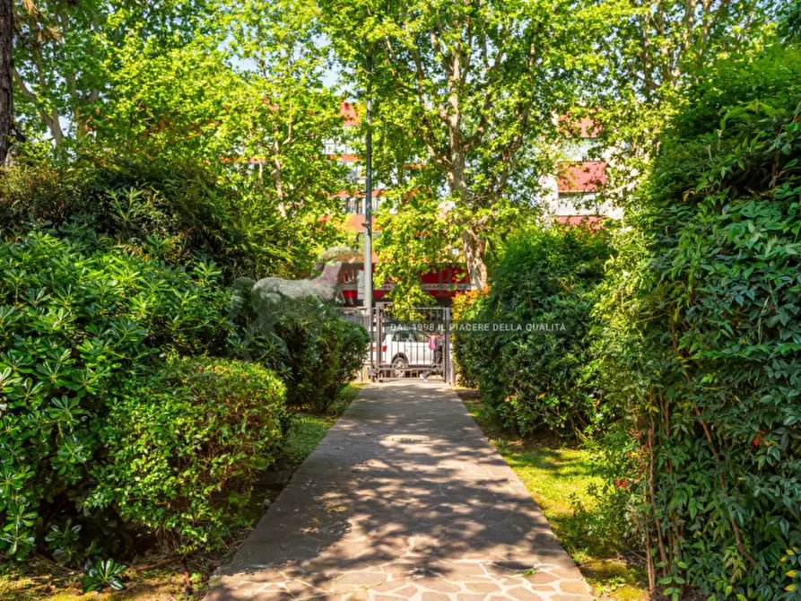 Immagine 20 di Appartamento in vendita  in Via Valtellina 62 a Milano