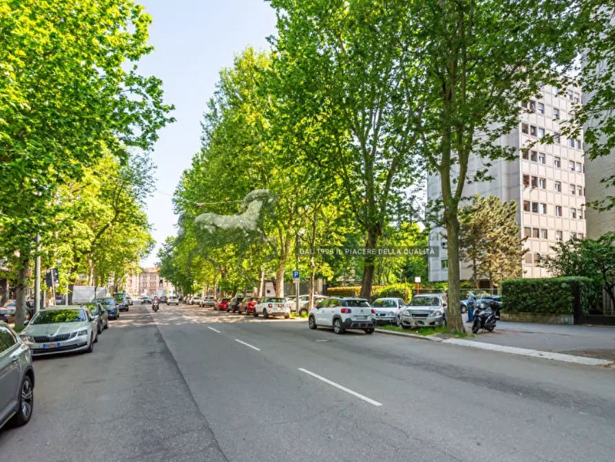 Immagine 21 di Appartamento in vendita  in Via Valtellina 62 a Milano