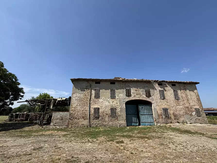 Immagine 4 di Rustico / casale in vendita  in Strada di Frara , 34 a Parma