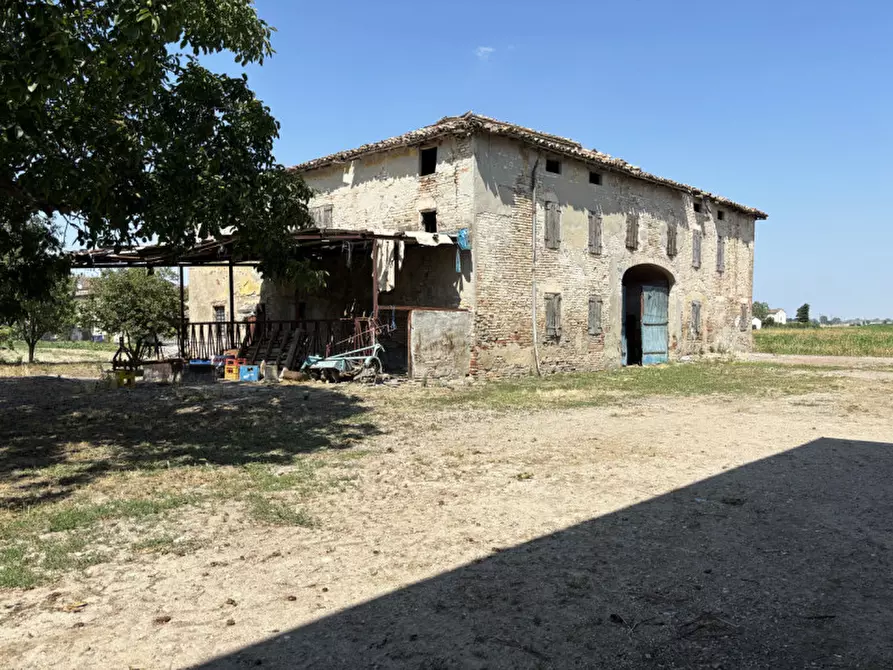 Immagine 5 di Rustico / casale in vendita  in Strada di Frara , 34 a Parma
