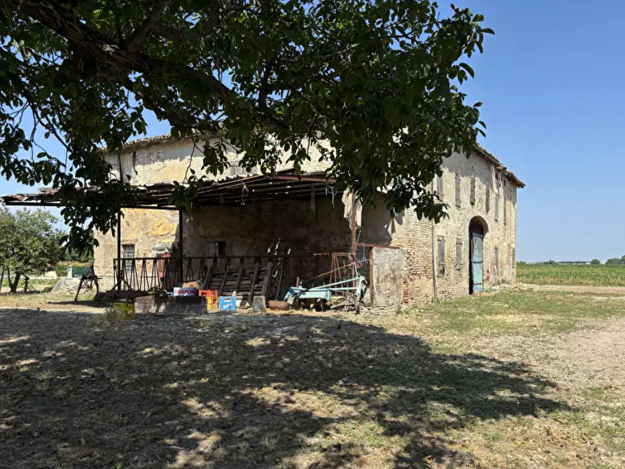 Immagine 6 di Rustico / casale in vendita  in Strada di Frara , 34 a Parma