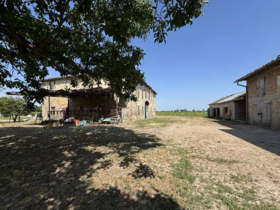 Immagine 8 di Rustico / casale in vendita  in Strada di Frara , 34 a Parma