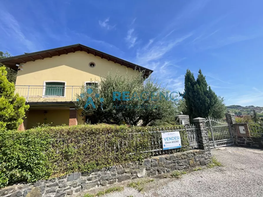 Immagine 2 di Casa indipendente in vendita  in Via Pugnello a Arzignano