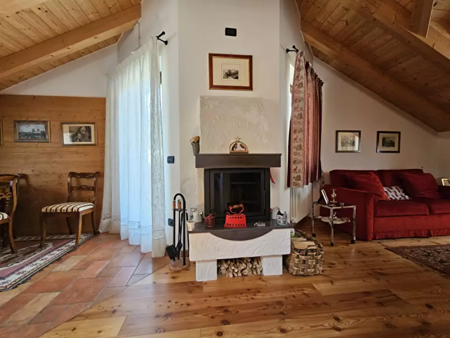 Immagine 5 di Appartamento in vendita  in Strada al Molino, n.8 a Ossana