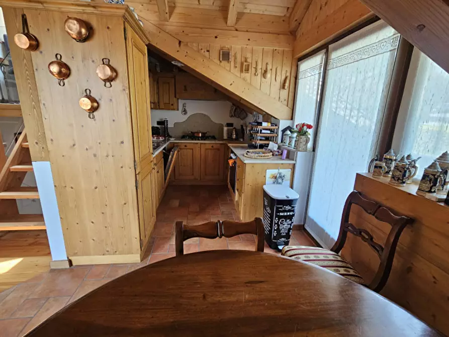 Immagine 13 di Appartamento in vendita  in Strada al Molino, n.8 a Ossana