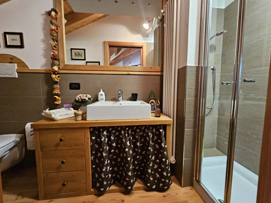 Immagine 16 di Appartamento in vendita  in Strada al Molino, n.8 a Ossana