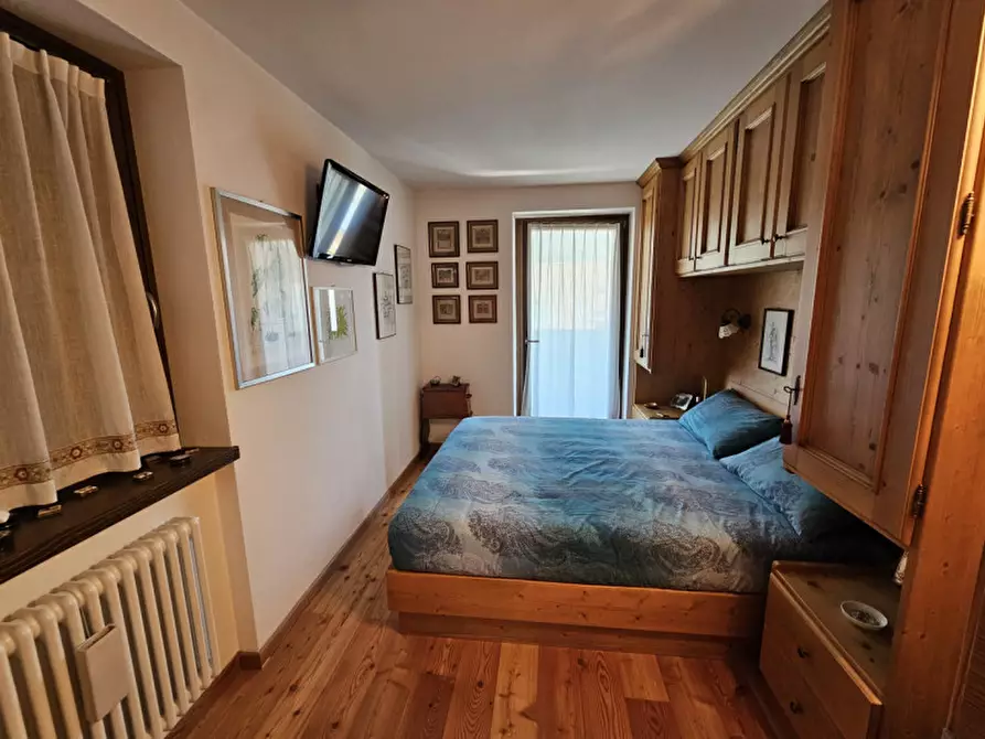 Immagine 18 di Appartamento in vendita  in Strada al Molino, n.8 a Ossana