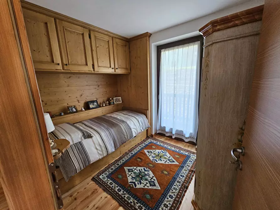 Immagine 23 di Appartamento in vendita  in Strada al Molino, n.8 a Ossana