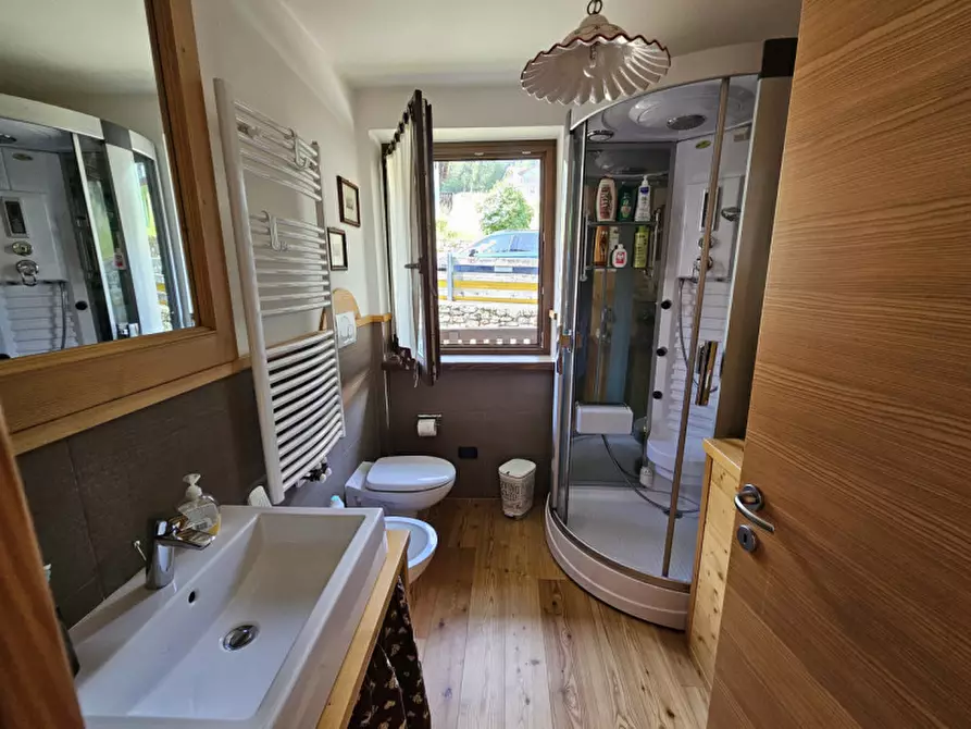 Immagine 25 di Appartamento in vendita  in Strada al Molino, n.8 a Ossana