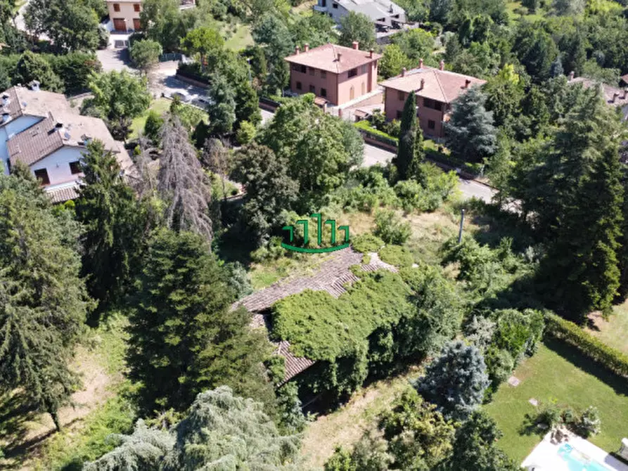 Immagine 1 di Rustico / casale in vendita  in Via Schwaitzer a Monte San Pietro