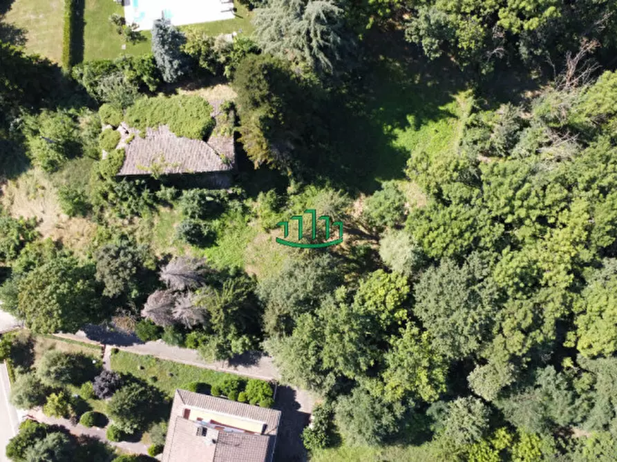 Immagine 8 di Rustico / casale in vendita  in Via Schwaitzer a Monte San Pietro