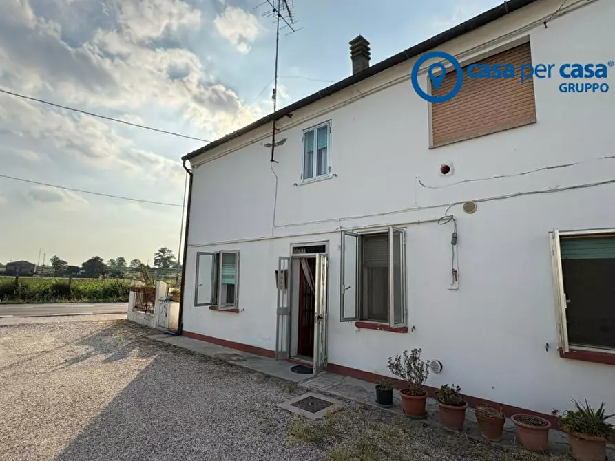 Immagine 2 di Villetta a schiera in vendita  in Via Risorgimento a Riva Del Po