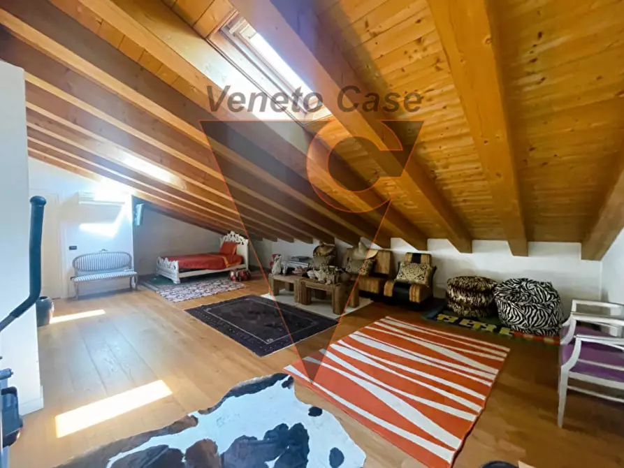 Immagine 27 di Villa in vendita  in Via Trento a Saonara