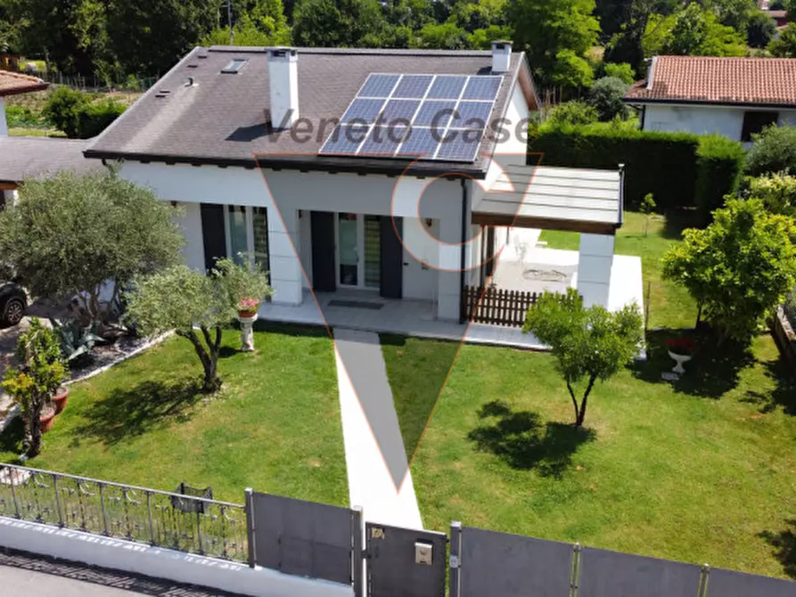 Immagine 30 di Villa in vendita  in Via Trento a Saonara