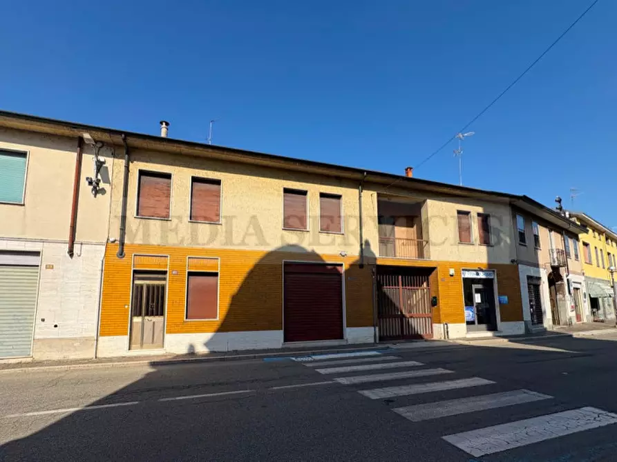 Immagine 2 di Villetta a schiera in vendita  in via Guglielmo Marconi n° 81 a Dorno