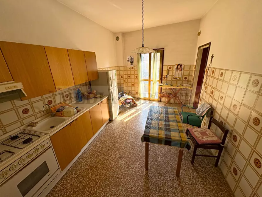 Immagine 10 di Villetta a schiera in vendita  in via Guglielmo Marconi n° 81 a Dorno