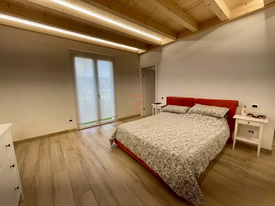 Immagine 10 di Villa in vendita  in Via 2 Giugno a Legnaro