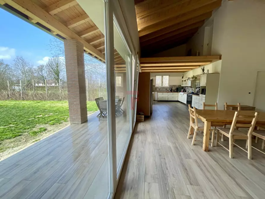 Immagine 20 di Villa in vendita  in Via 2 Giugno a Legnaro