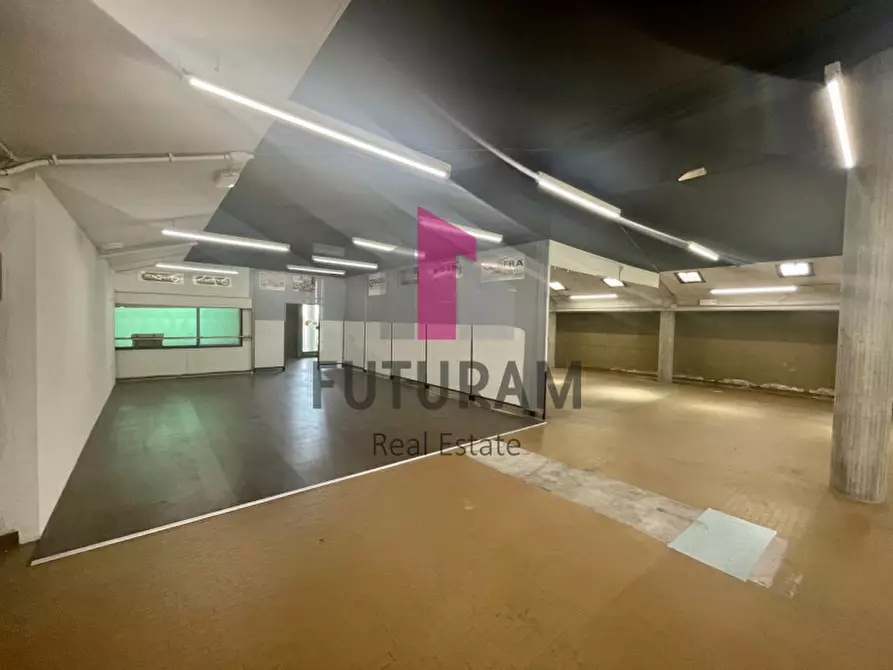 Immagine 3 di Negozio in affitto  in via nazionale 1 a Mira