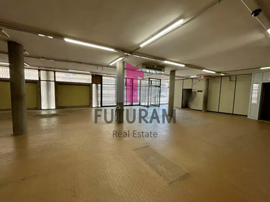 Immagine 17 di Negozio in affitto  in via nazionale 1 a Mira