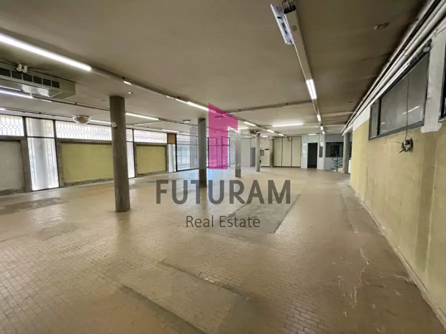 Immagine 18 di Negozio in affitto  in via nazionale 1 a Mira