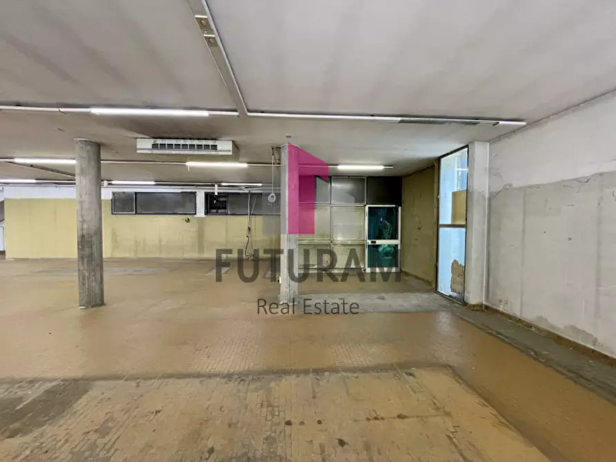 Immagine 24 di Negozio in affitto  in via nazionale 1 a Mira