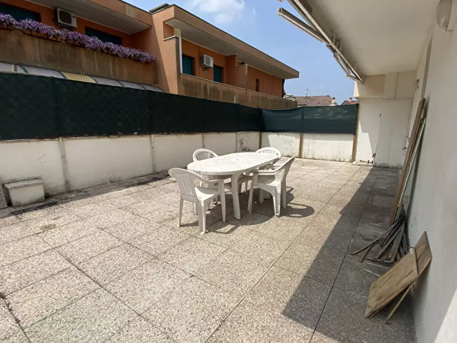Immagine 4 di Appartamento in vendita  in Via Alessandro Volta a Montegrotto Terme