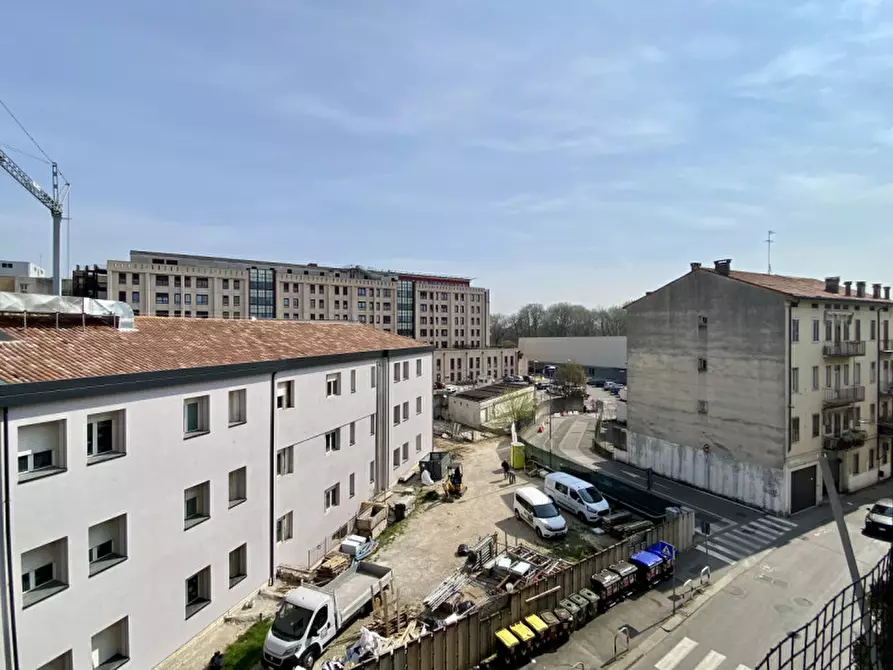 Immagine 18 di Appartamento in vendita  in Via Torquato Tasso, 2 a Vicenza