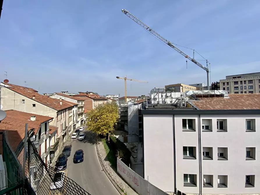 Immagine 19 di Appartamento in vendita  in Via Torquato Tasso, 2 a Vicenza