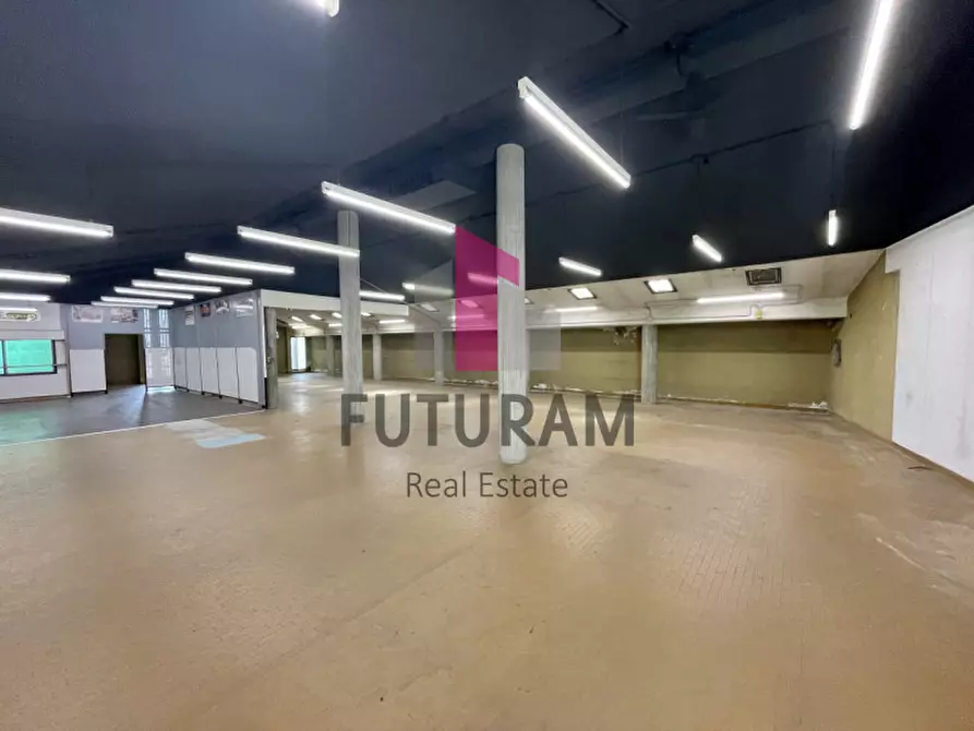 Immagine 9 di Negozio in affitto  in via nazionale 1 a Mira