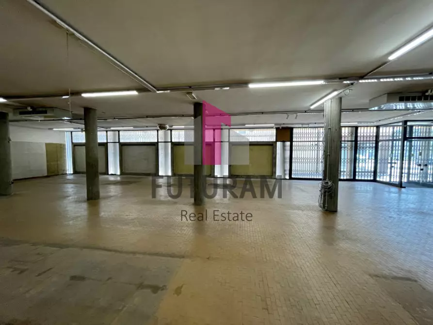 Immagine 16 di Negozio in affitto  in via nazionale 1 a Mira