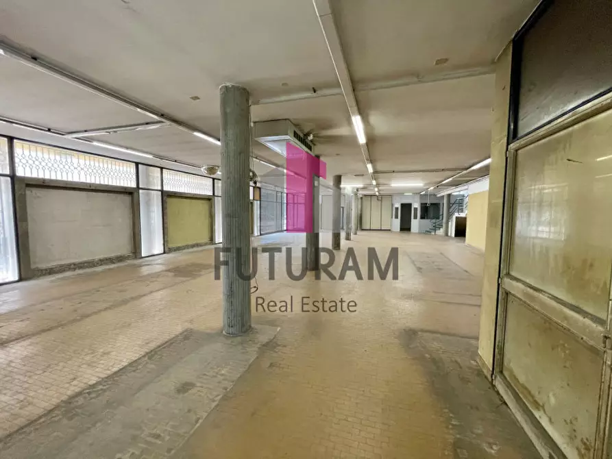 Immagine 21 di Negozio in affitto  in via nazionale 1 a Mira