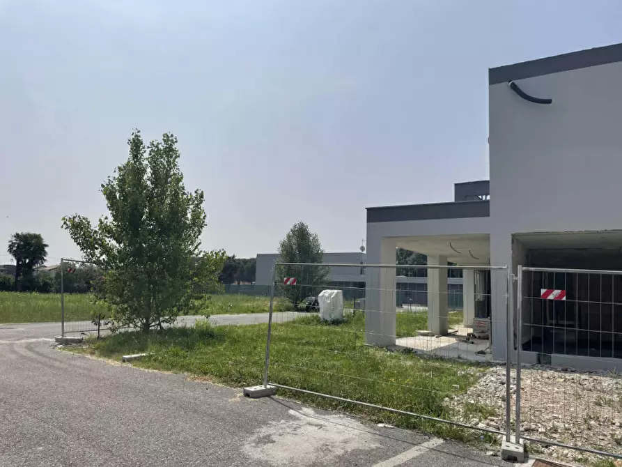 Immagine 4 di Casa bifamiliare in vendita  in Via Dante a Rubano