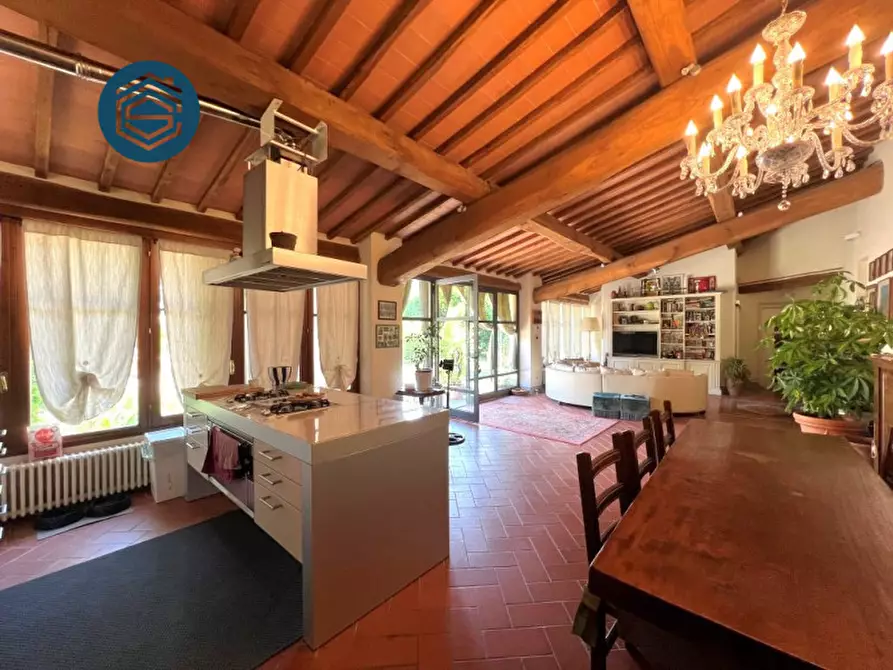 Immagine 6 di Rustico / casale in vendita  in VIA FORNELLO 95 a Campi Bisenzio