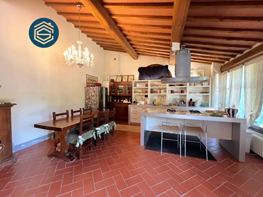 Immagine 7 di Rustico / casale in vendita  in VIA FORNELLO 95 a Campi Bisenzio