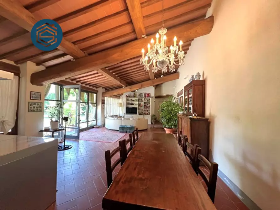 Immagine 8 di Rustico / casale in vendita  in VIA FORNELLO 95 a Campi Bisenzio